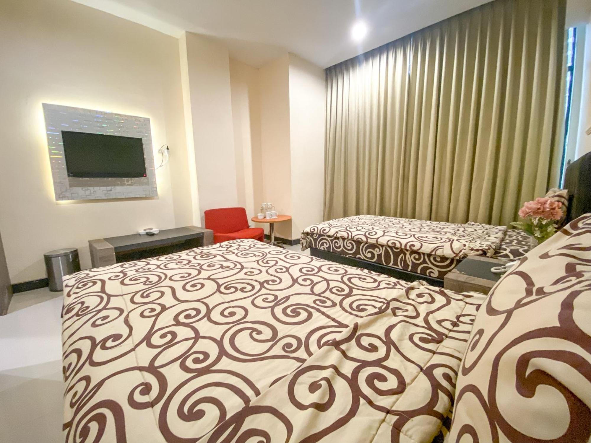Utc Hotel Σεμαράνγκ Εξωτερικό φωτογραφία