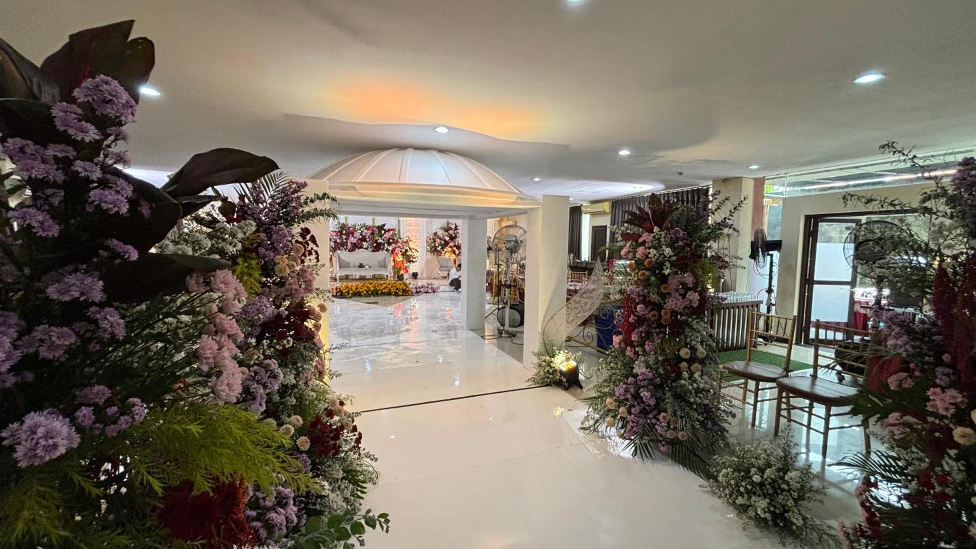 Utc Hotel Σεμαράνγκ Εξωτερικό φωτογραφία